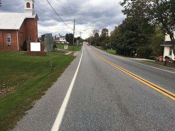 4th image of 5435 Carlisle Pike