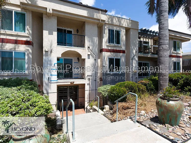 4452 Mentone St #206 — Photo 1