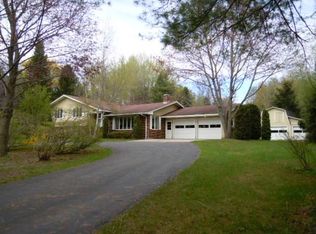 6985 Lake Leelanau Dr, Traverse City, MI 49684