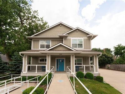 3330 University Ave, Des Moines, IA, 50311