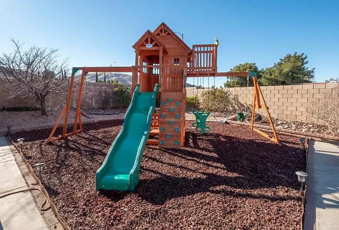 4737 Alojar Ln — Photo 14