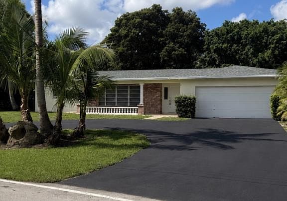 2nd image of 11480 Tara Dr