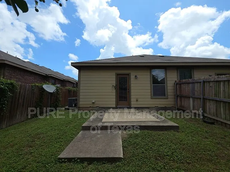 1500 Muirfield Bend Dr #B — Photo 42