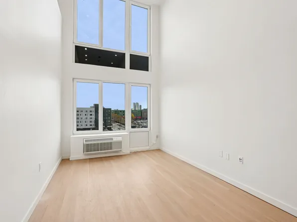 1 Mallory Avenue image 36 of 51