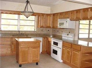 220 E Tropical Way, Plantation, FL 33317