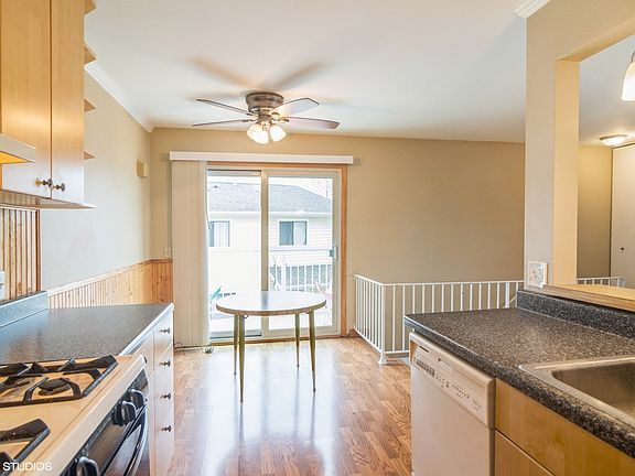 5th image of 29 N Waterford Dr #138D