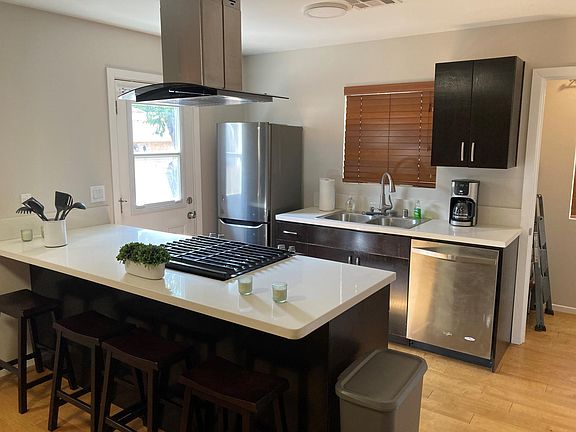 4th image of 4352 Perlita Ave