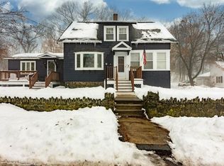 6 Windsor St, Methuen, MA 01844