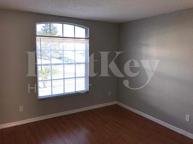 1550 Golfside Village Blvd — Photo 10