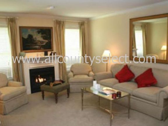 2nd image of 8 Crowninshield St Unit 415