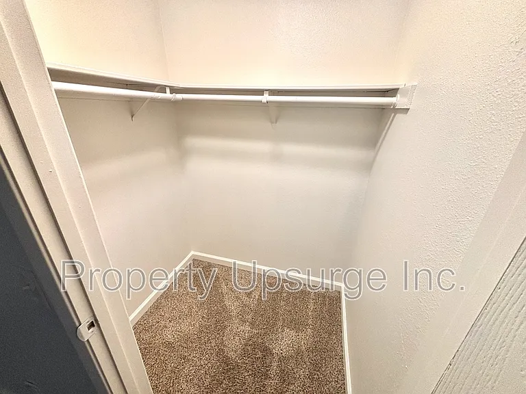 The Coho — Photo 28