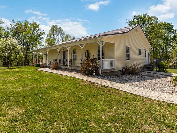4th image of 1077 Sims Ridge Rd