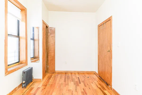 Rented by MySpaceNYC | media 8
