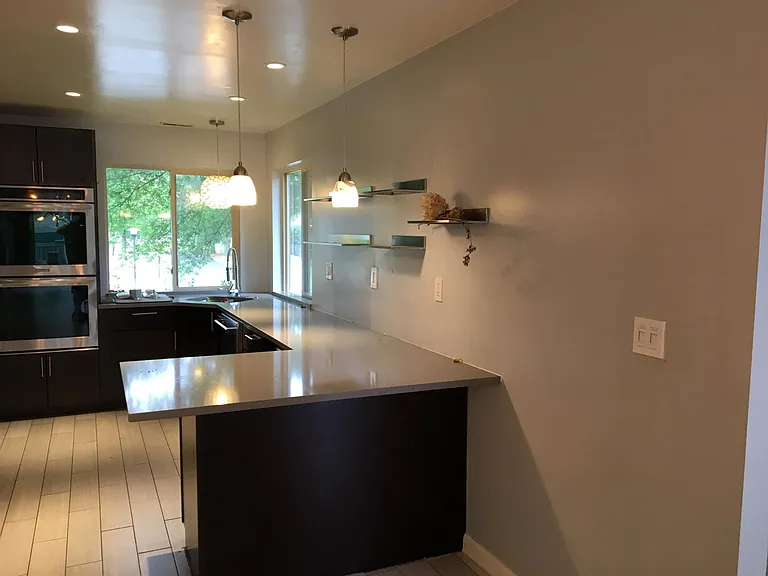 7301 Glenroie Ave — Photo 38