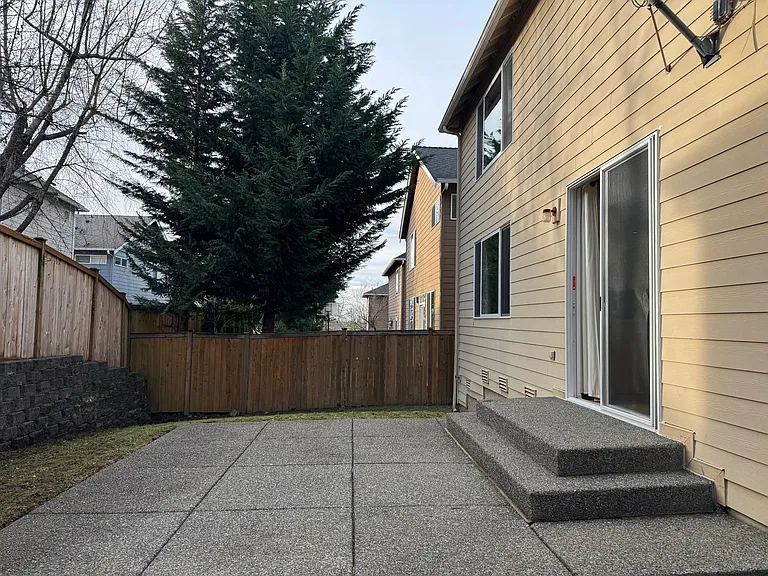 22625 SE 12th Pl — Photo 24