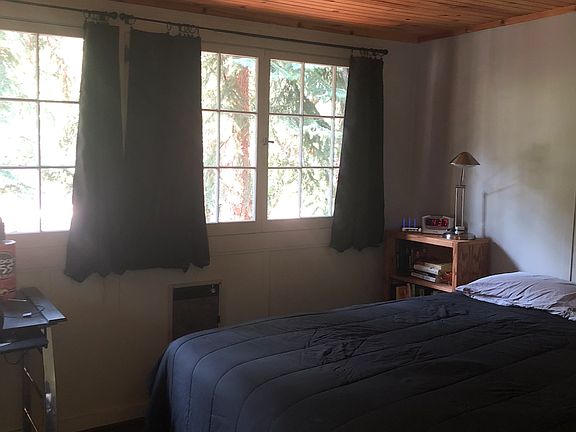 5th image of 11045 Belvidere Ave