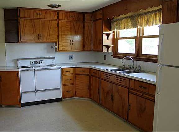 5th image of 1797 Elmwood Dr
