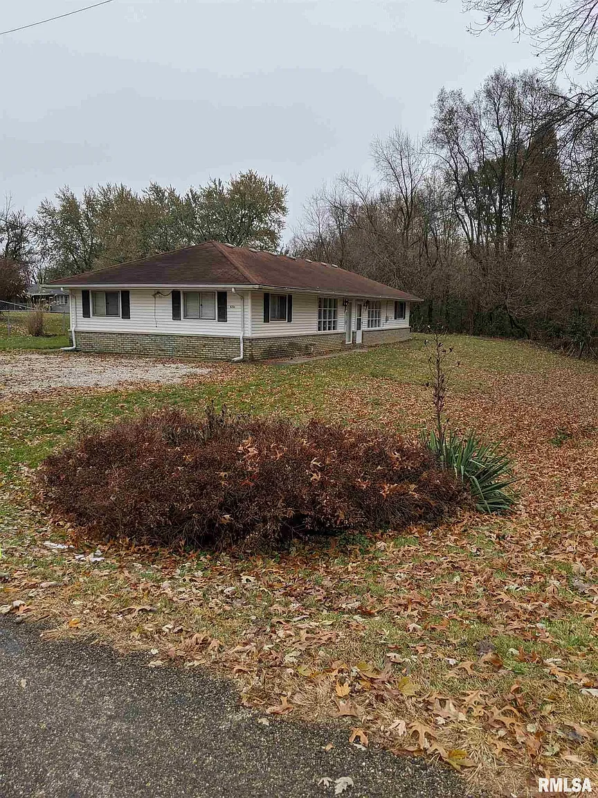 6204 W Fairview Rd photo 1