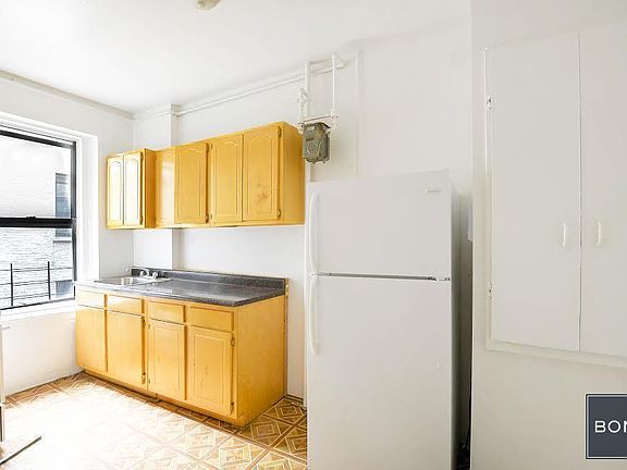 3rd image of 501 W 175th St APT 2h