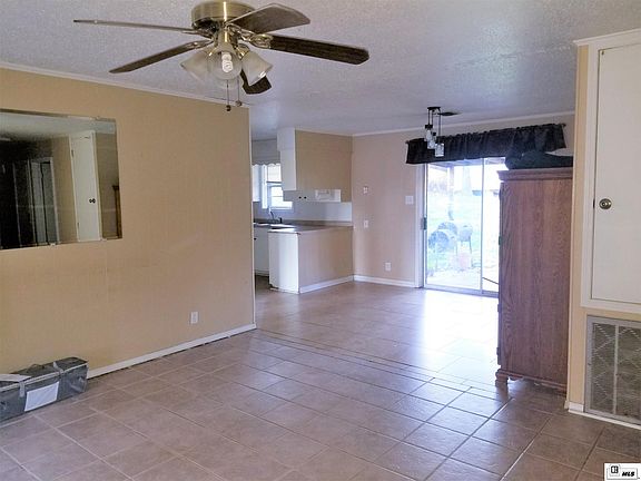 3rd image of 406 E Ironwood Dr