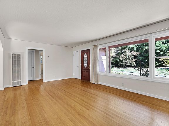 2nd image of 659 Peach St