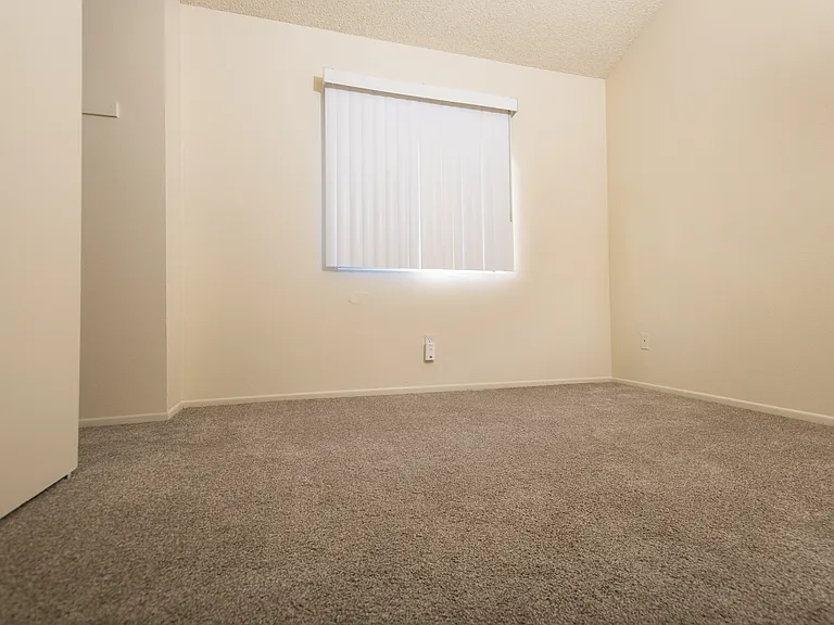 14108 Clarkdale Ave — Photo 14