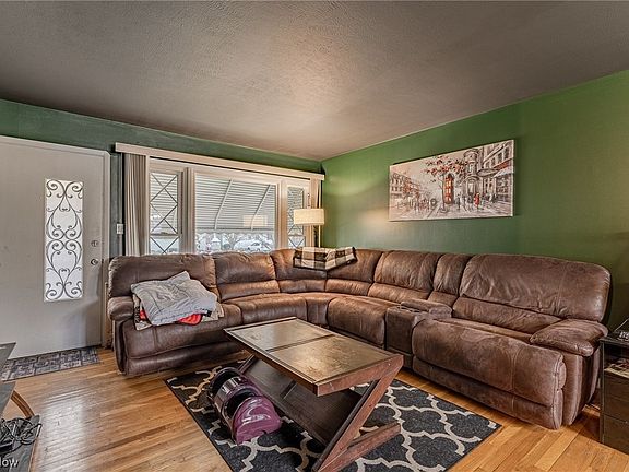 4th image of 14326 Gallatin Blvd
