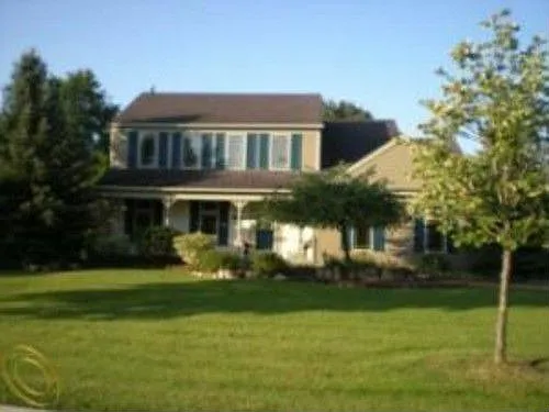 45701 Galway Dr photo 1
