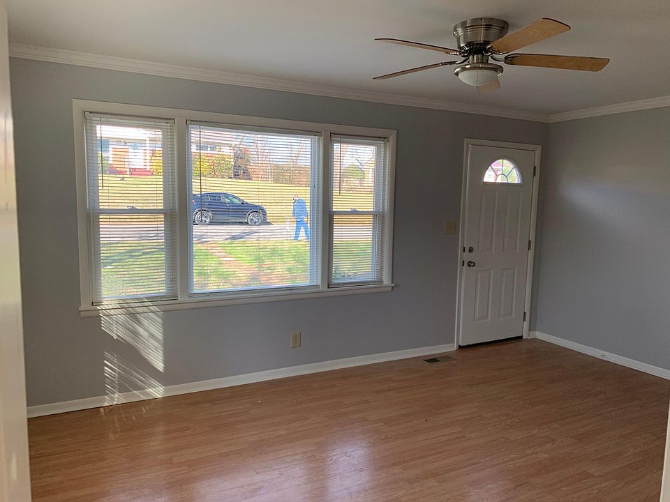 317 Avon St Lawrenceburg, TN, 38464 Apartments for Rent Zillow