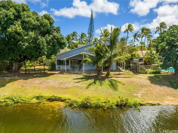 1251 Kainui Dr, Kailua, HI 96734