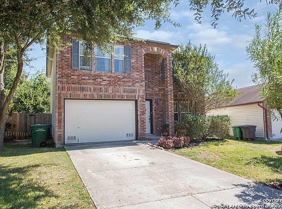 2nd image of 5506 Champions Hill Dr
