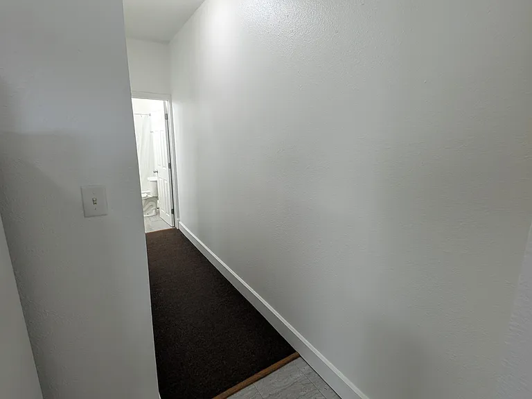 18 N Highland Ave #D — Photo 8
