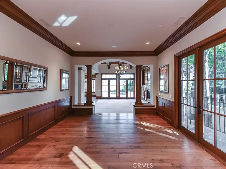 11 Skyridge — Photo 26