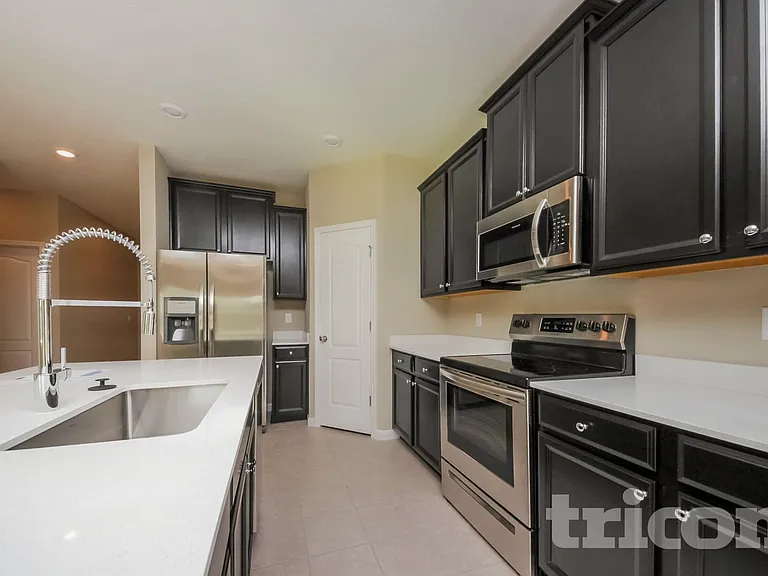 10252 Powell Creek Ct — Photo 4