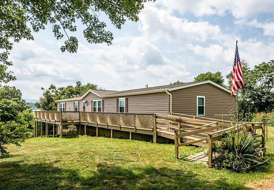 1st image of 2473 Hillyard Dr