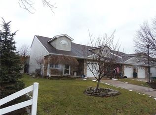 301 Garden Hill Dr, Tarentum, PA 15084