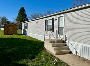 2040 Constitution Ave, Urbana, IL