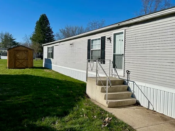 2040 Constitution Ave, Urbana, IL 61802