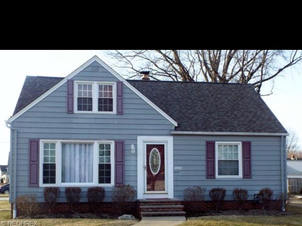 1st image of 28905 Edgewood Dr
