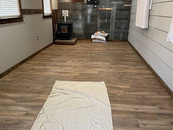 4th image of 2147 Neff Rd