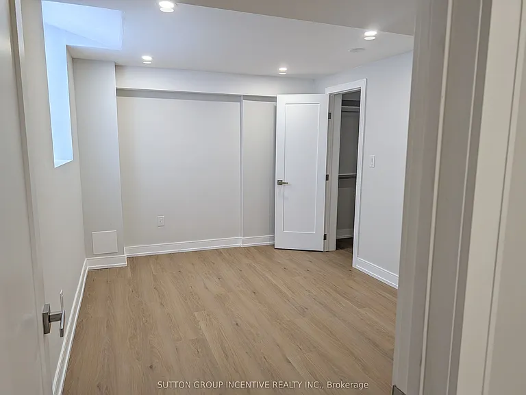 9 Cowles Ct #LOWER — Photo 10