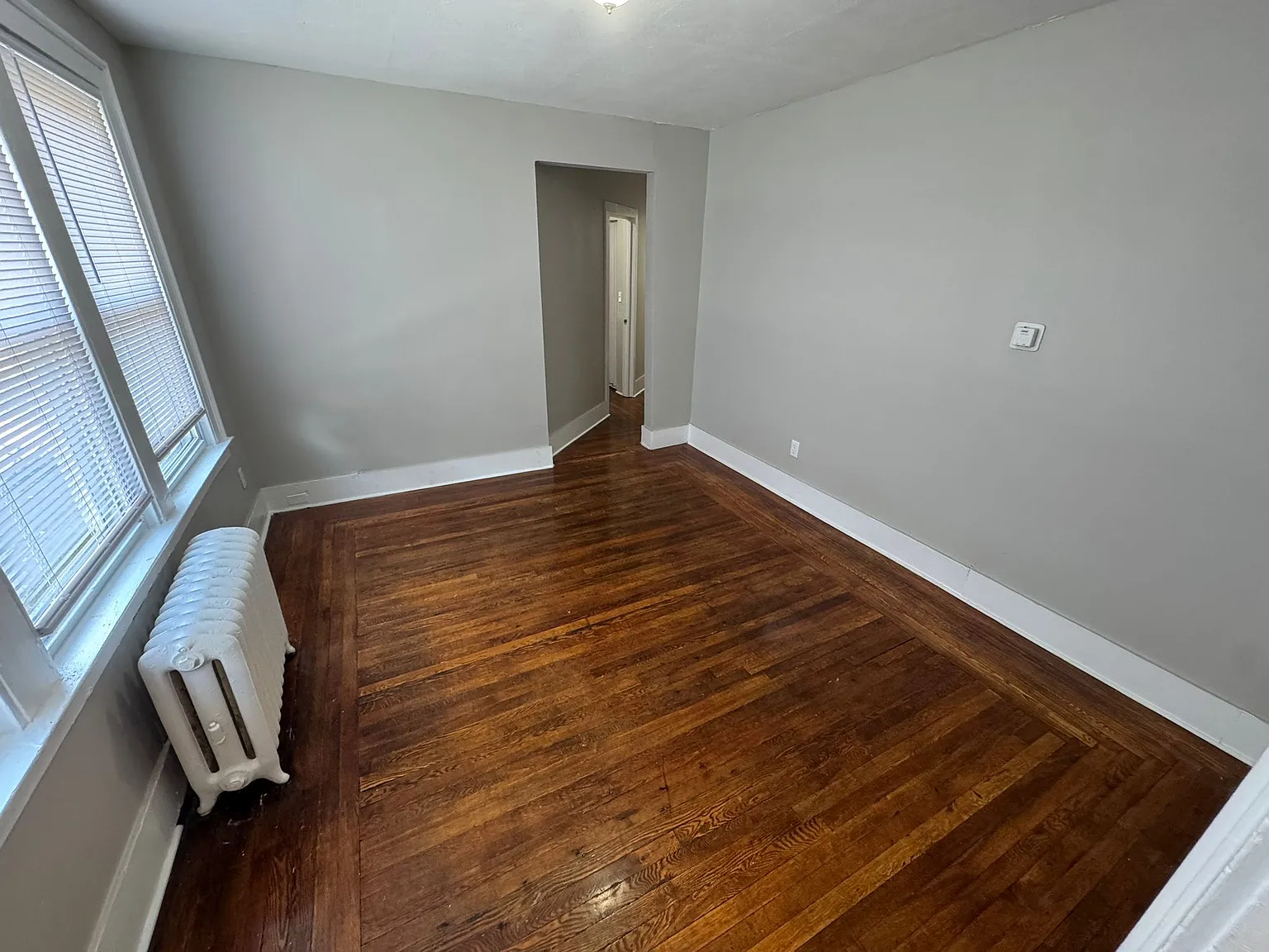 3 bed, 1152 sqft, $1,725 — Photo 2
