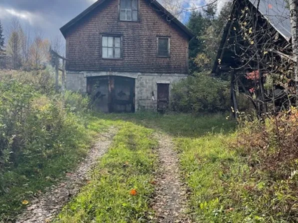 88 Coles Road, Charleston, VT 05872