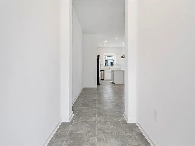 264 Nine Iron Dr — Photo 2
