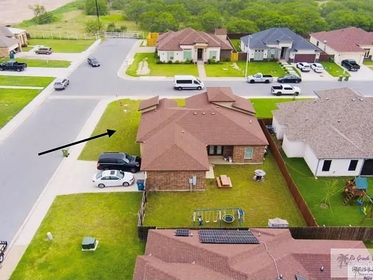 5807 Buckeye Ct — Photo 4