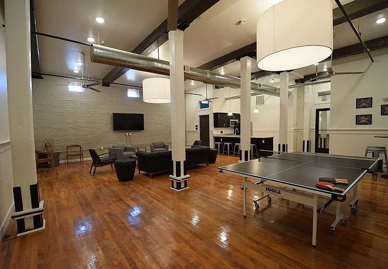 Imperial Lofts — Photo 8