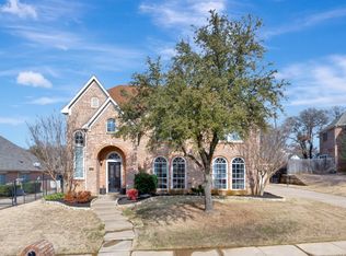 8619 Castle Creek Ct, North Richland Hills, TX 76182