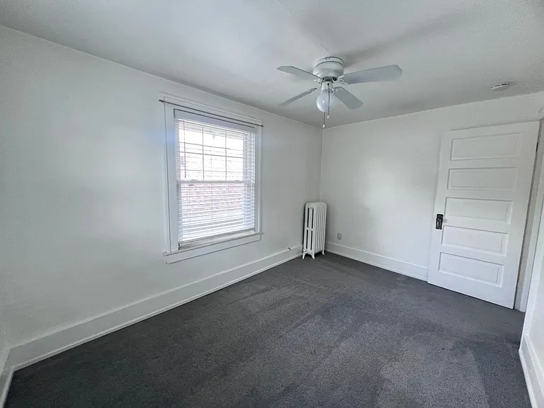 748 Crescent St NE — Photo 20