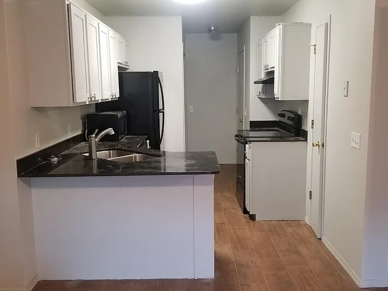1388 E Fairlane St — Photo 8