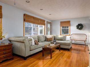 95 Saint Nicholas Ave, Worcester, MA 01606